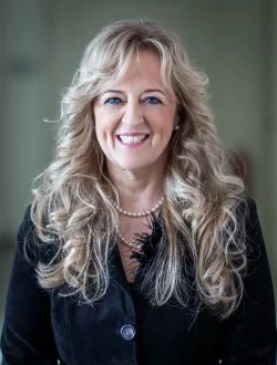 Dr. Heinerné Prof. Dr. Barzó Tímea