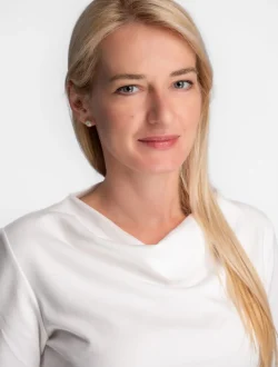 Dr-Katarzyna-Zombory